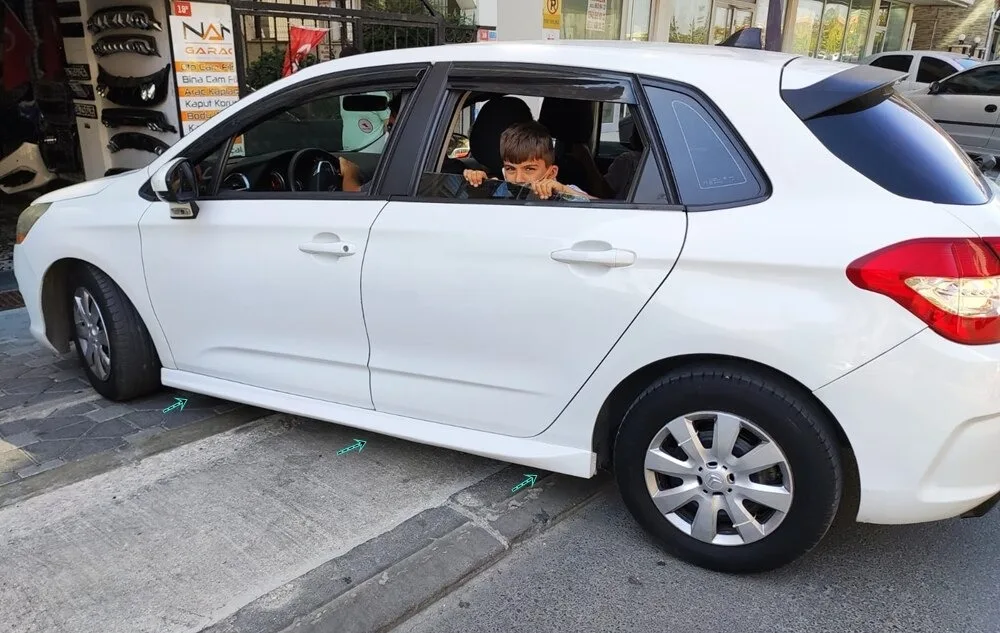 

Боковые юбки для Citroen C4, Накладка порога, Стайлинг автомобиля, универсальный спойлер, брызговики, разветвитель губ, бампер, стойка, накладка на крышу