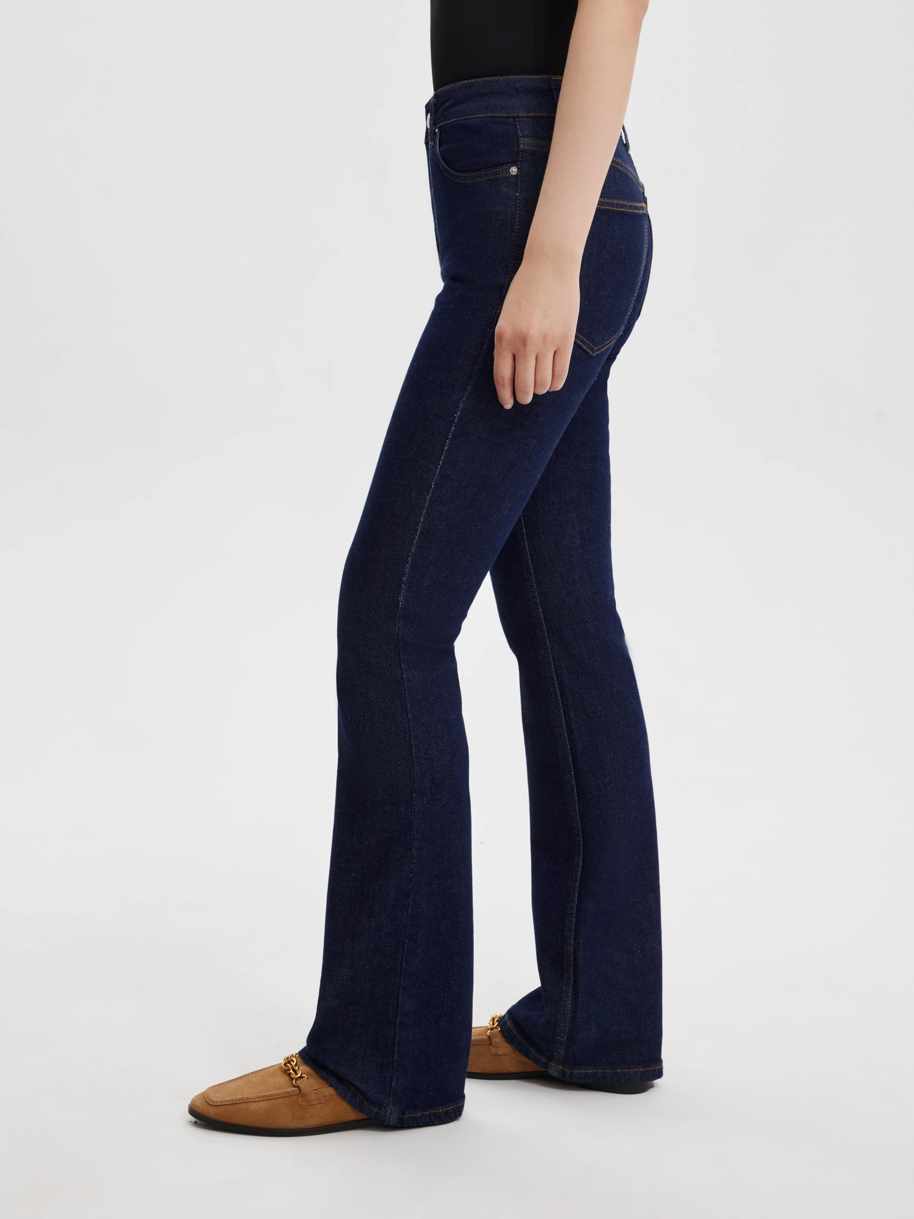 Lucky brand джинсы. Levis джинсы 517 зелёные. Boot cut jeans это. Barrel bell jeans. Zara bootcut джинсы.