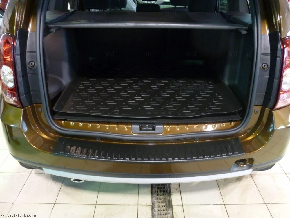 Renault duster 2014 накладка заднего бампера. бампер задний рено дастер 2022. Renault duster 2015 (рестайлинг) задний бампер. накладка на задний бампер рено дастер. накладка заднего бампера верхняя рено дастер 2019.