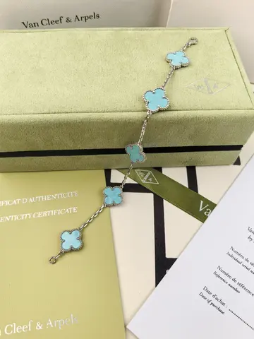 Ювелирные изделия Van Cleef & Arpels