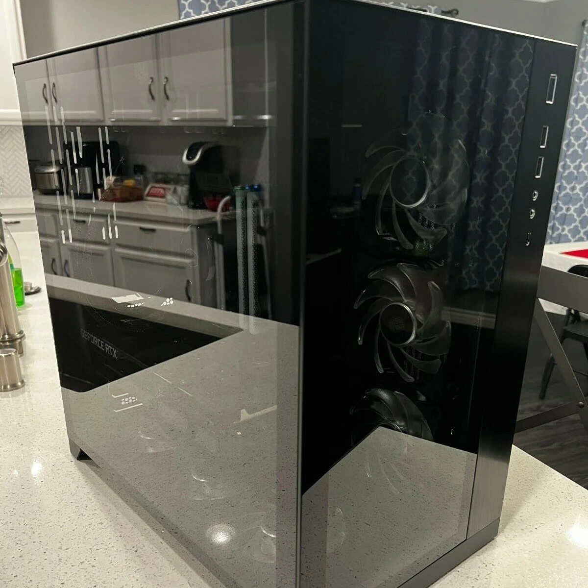 

Лидер продаж для игрового ПК i9 9900KF RTX 3060 DDR4 16 Гб RAM 500 Гб M.2 NVMe 1 ТБ HDD