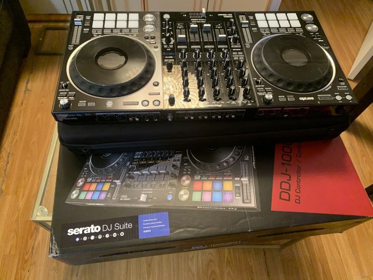 

Pioneers DJ DDJ-1000SRT Serato DJ Pro 4 Channel DJ Controller