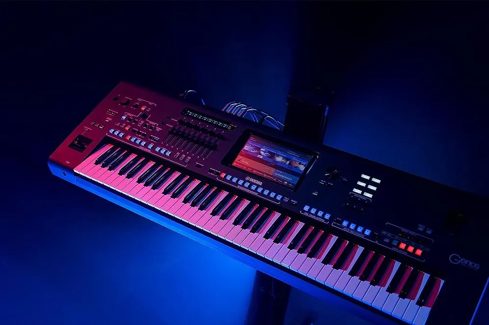 

NEW ARRIVAL Genos 76-Key Digital Arranger Workstation Original 76 Key