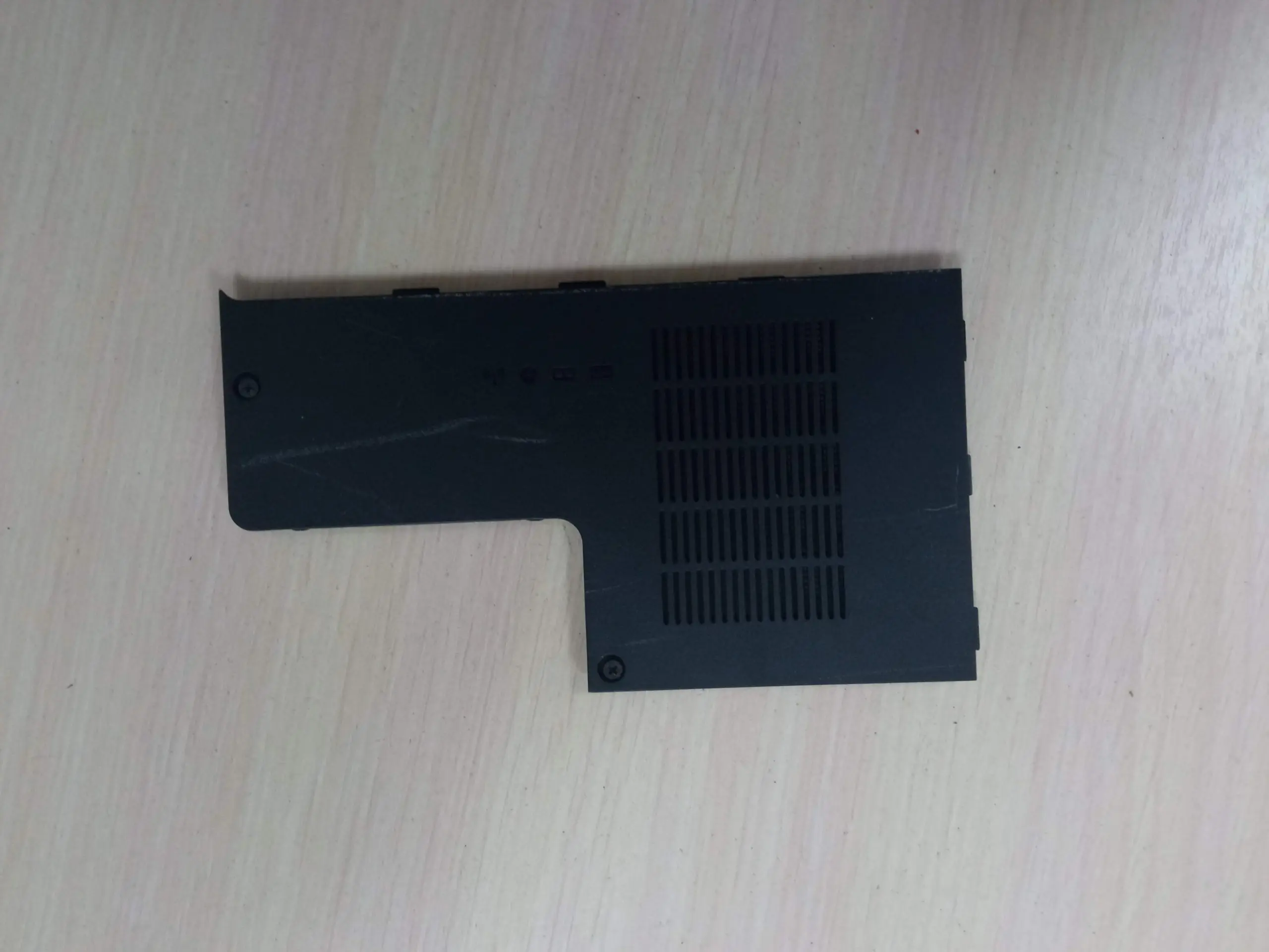 Крышка нижняя, отсеков ОЗУ WiFi HP G62-а60ER G62-b17er G62-a83er G62-b26er G62-b20er CQ62 CMSSTA-BND15-M02