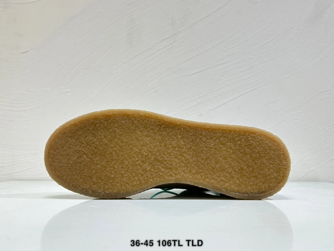 оптомВ наличии 24 часа доставкабольшой брендКроссовки