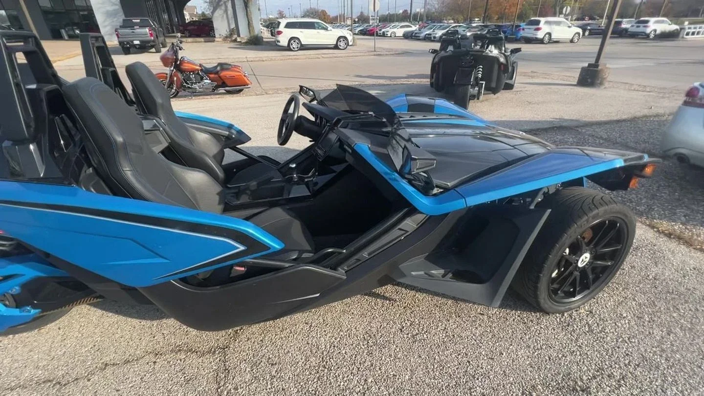 

Новинка, Поларис Slingshot SLR US MSRP для быстрой доставки