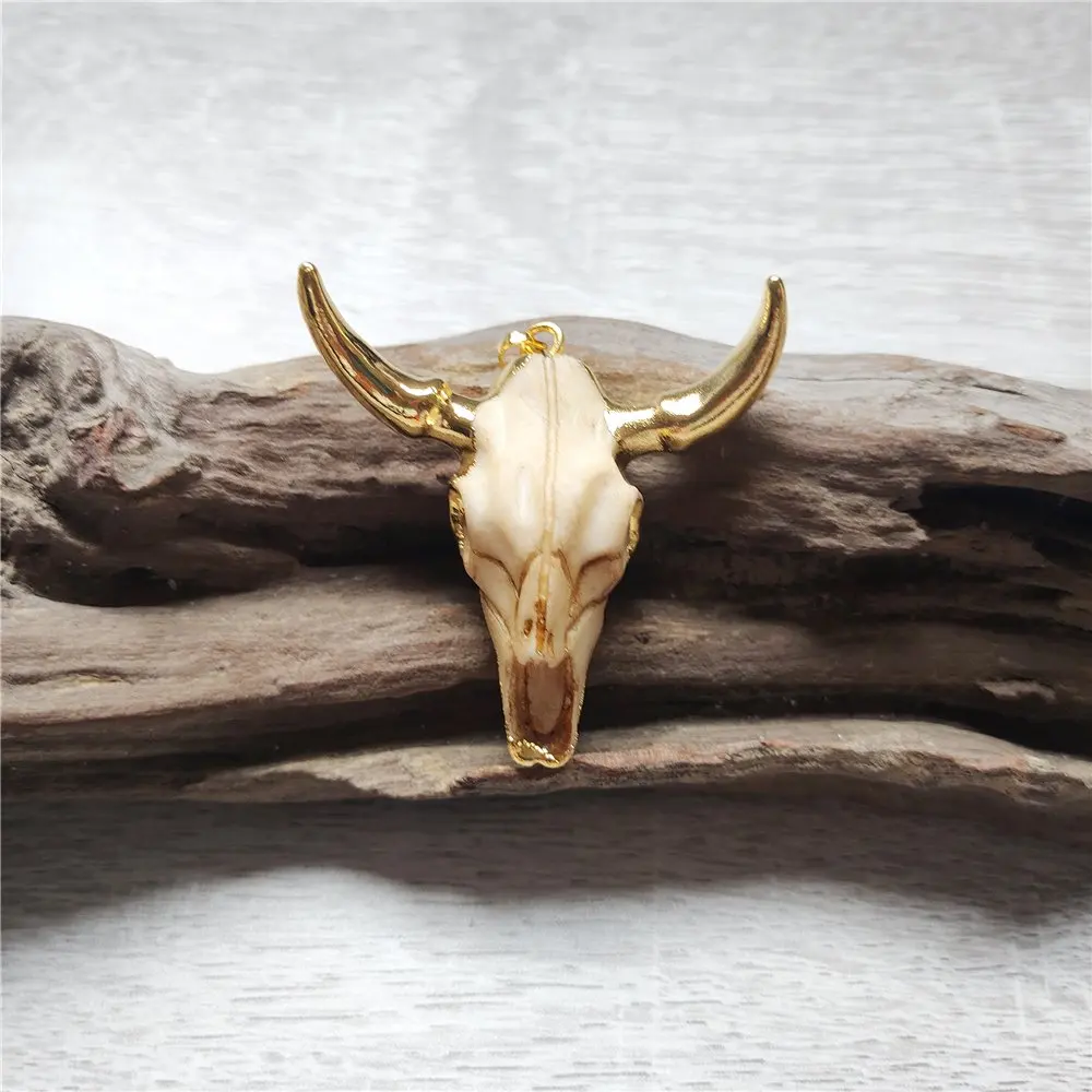 

FUWO Longhorn OX Cattle Skull Pendant 24K Gold Electroplate High Quality Tombstone Charm Vintage Western Jewelry Wholesale PD056