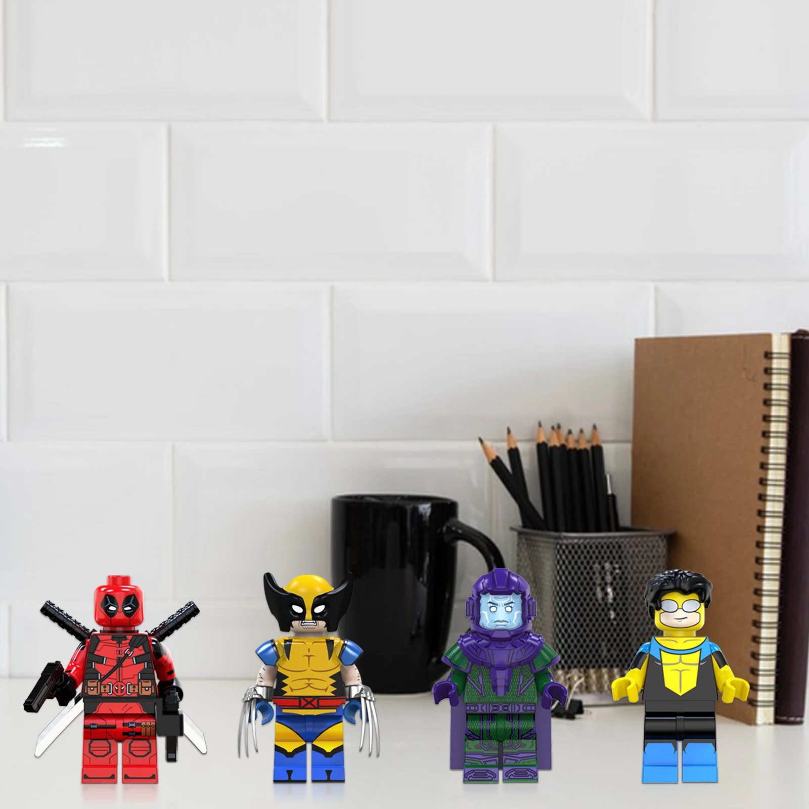 Игрушка-минифигурка из строительных блоков LEGO серии Marvel 2