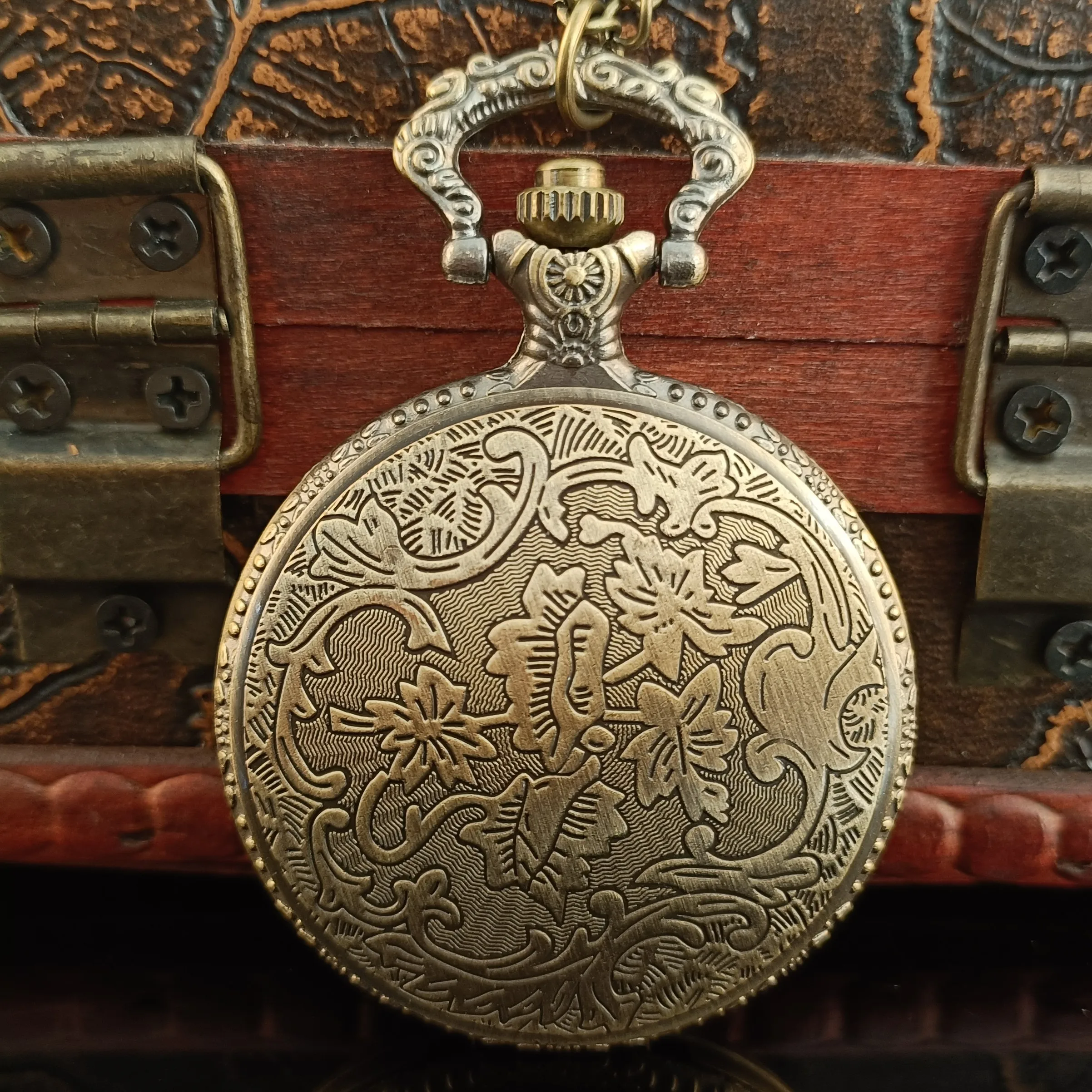 Рисунок 3 - Элегантные модные женские кварцевые