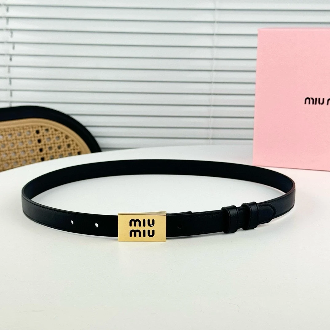 точная копия 1:1 Модный Изысканный Женский Пояс В Стиле MIUMIU Копирующий КлассичесКие Модели 2-сантиметровый Бутиковый Ремень Из ВолоВьей Кожи