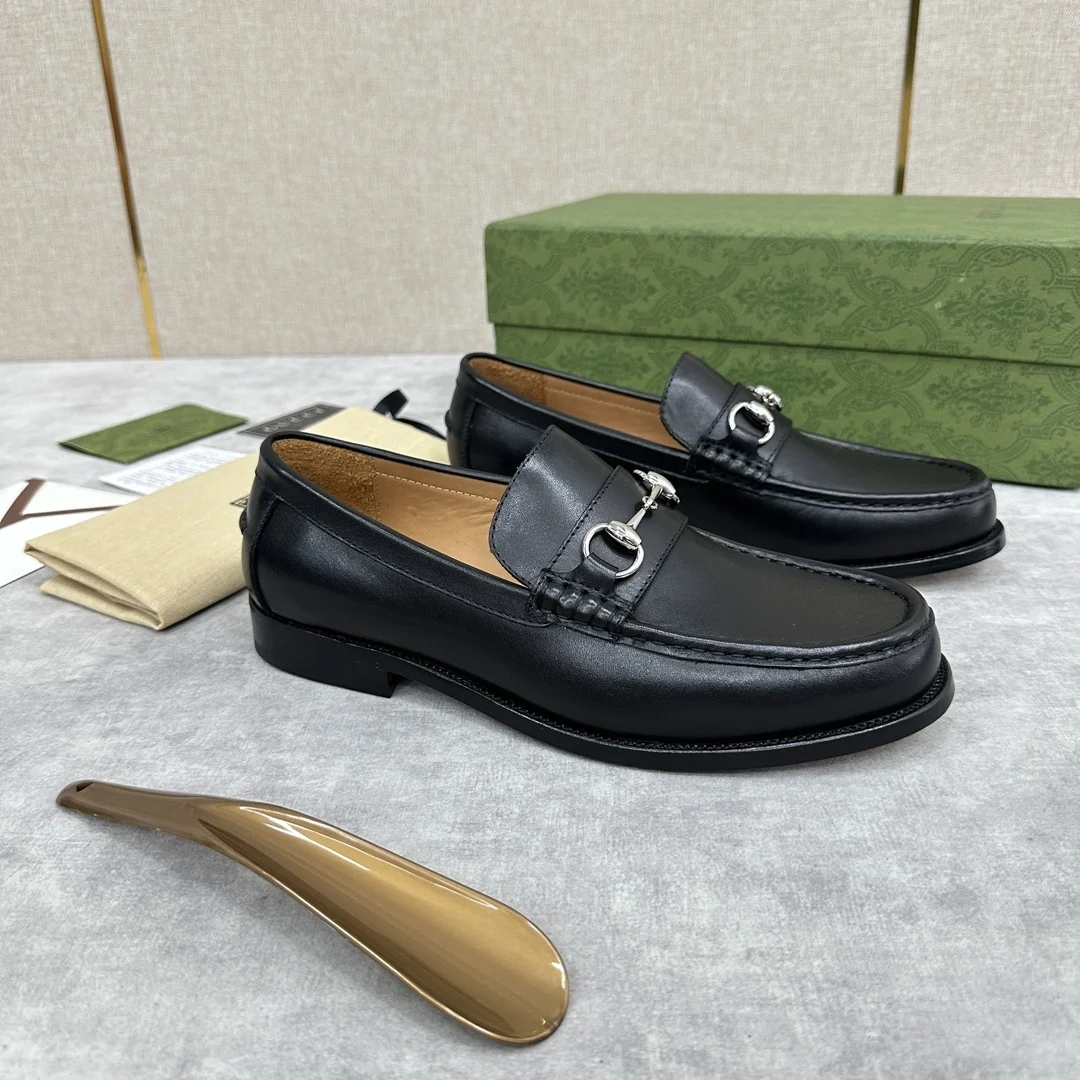 Кроссовки Gucci для отдыха воздухопроницаемые износостойкие сейсмические