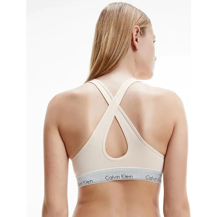 Рисунок 3 - Calvin Klein Лифтовой бюстгальтер