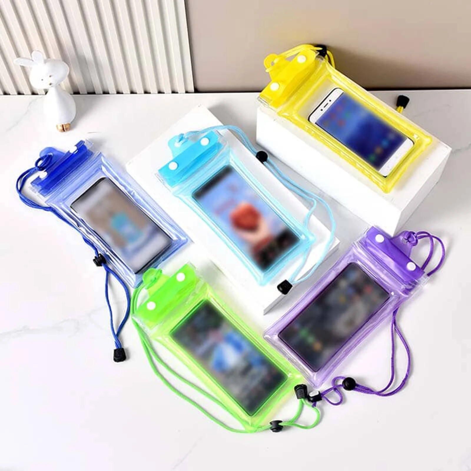 Утолщенный водонепроницаемый чехол для телефона - Трехслойный черный