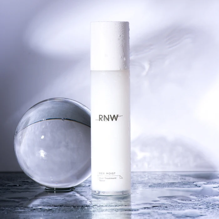RNW Увлажняющий тонер с гиалуроновой кислотой Der. Moist Hyal Treatment Toner 125мл |