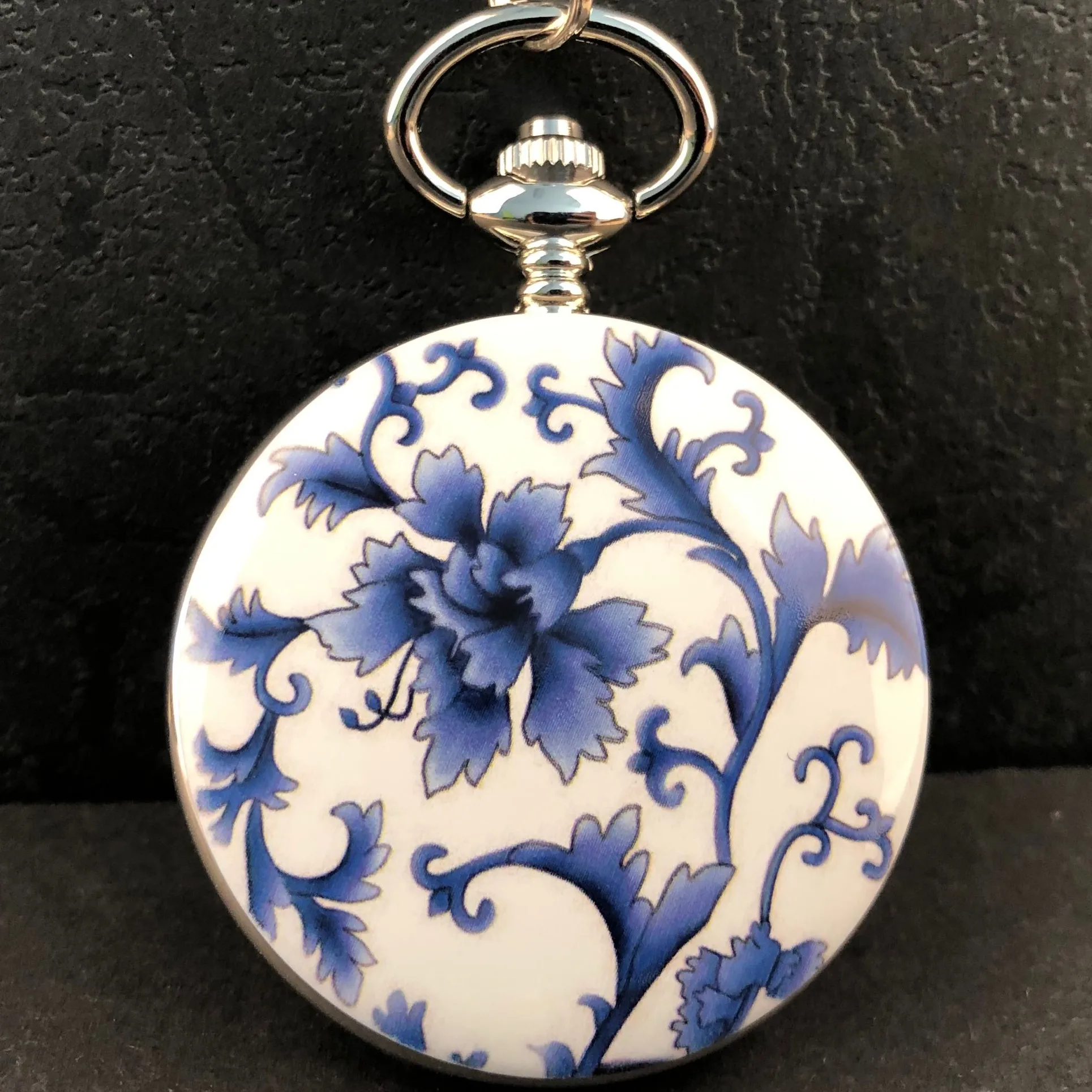 Chinese Style Vintage Blue and White Porcelain Pocket Watch Mechanical Chain Pendant Sweater Chain Clock Gift For Men Women