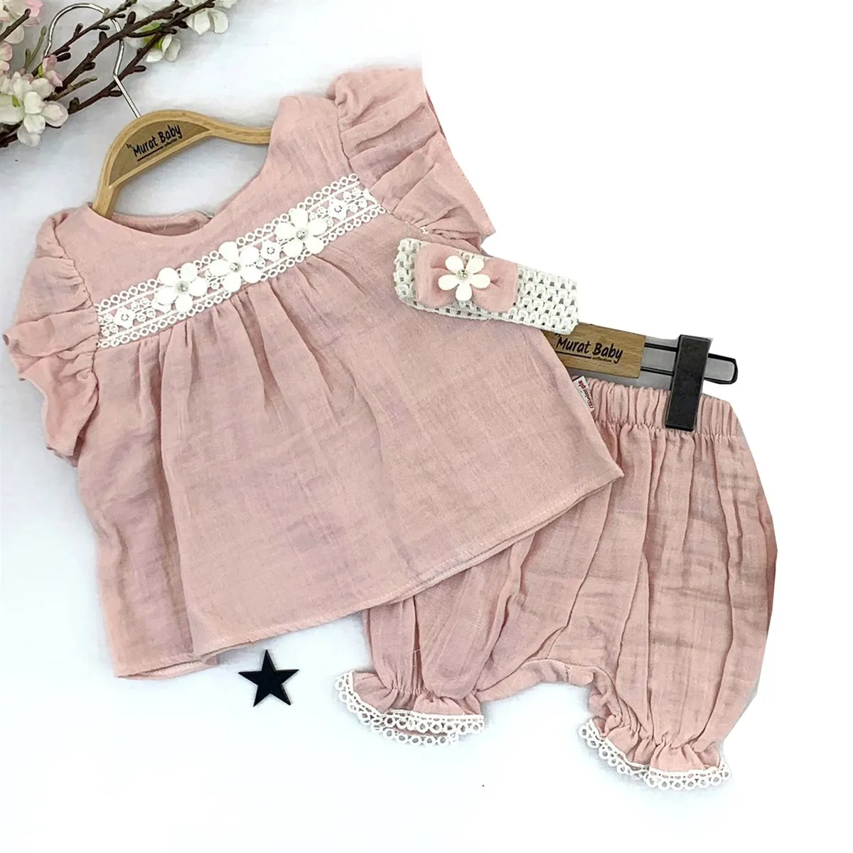 

Кружевной комплект Jaju Baby Front Lace Daisy Trio
