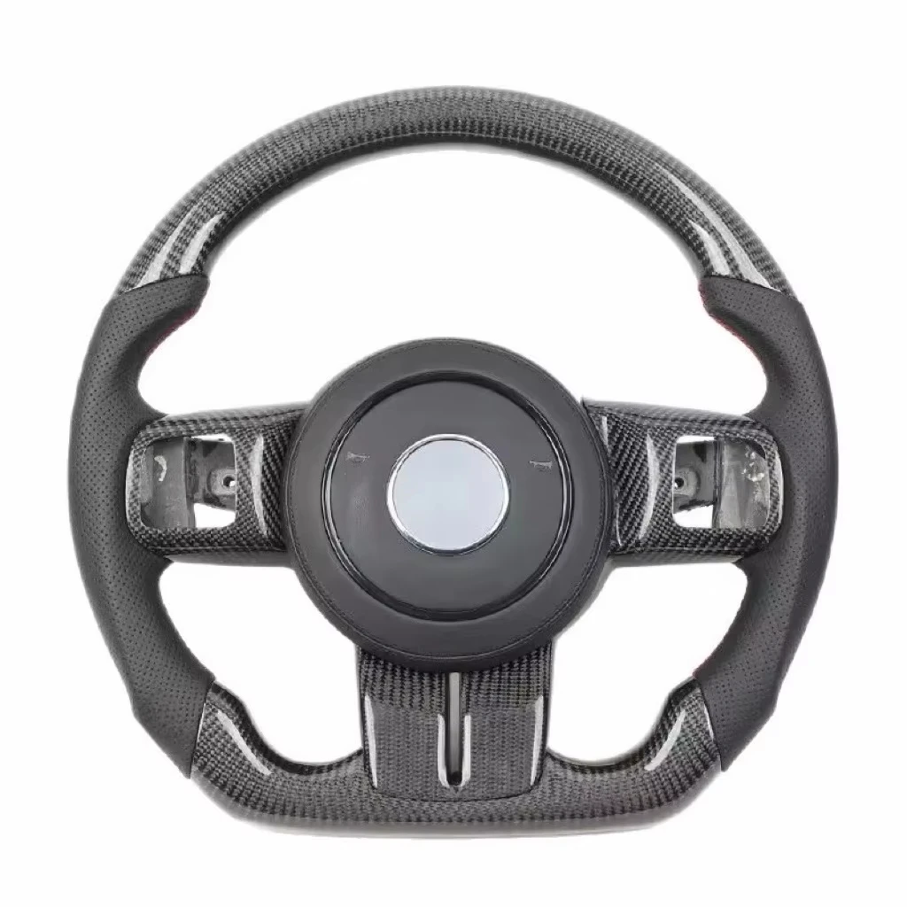 Фото Глянцевый черный руль из карбона для Jeep Wrangler JK JKU 2011-2018 годов, аксессуар для модификации руля, замена штатного руля. №4