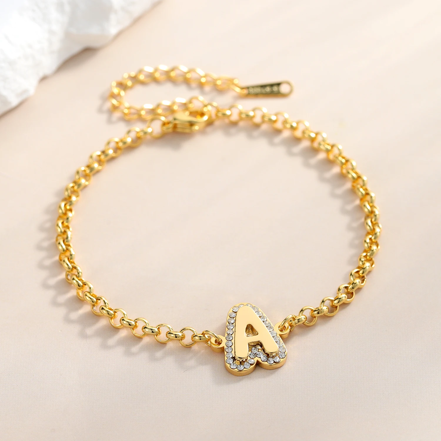 

Custom Initial Bubble Letter Bracelet With Diamond Personalized Letter Stainless Steel A-Z Alphabet Pendant Gold Bracelet Zircon