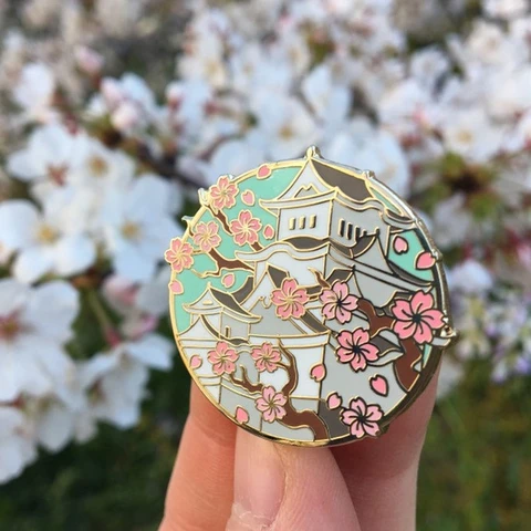 Эмалированная брошь с изображением замка сакуры, металлическая брошь с изображением весенних цветов вишни, аксессуары, модные украшения