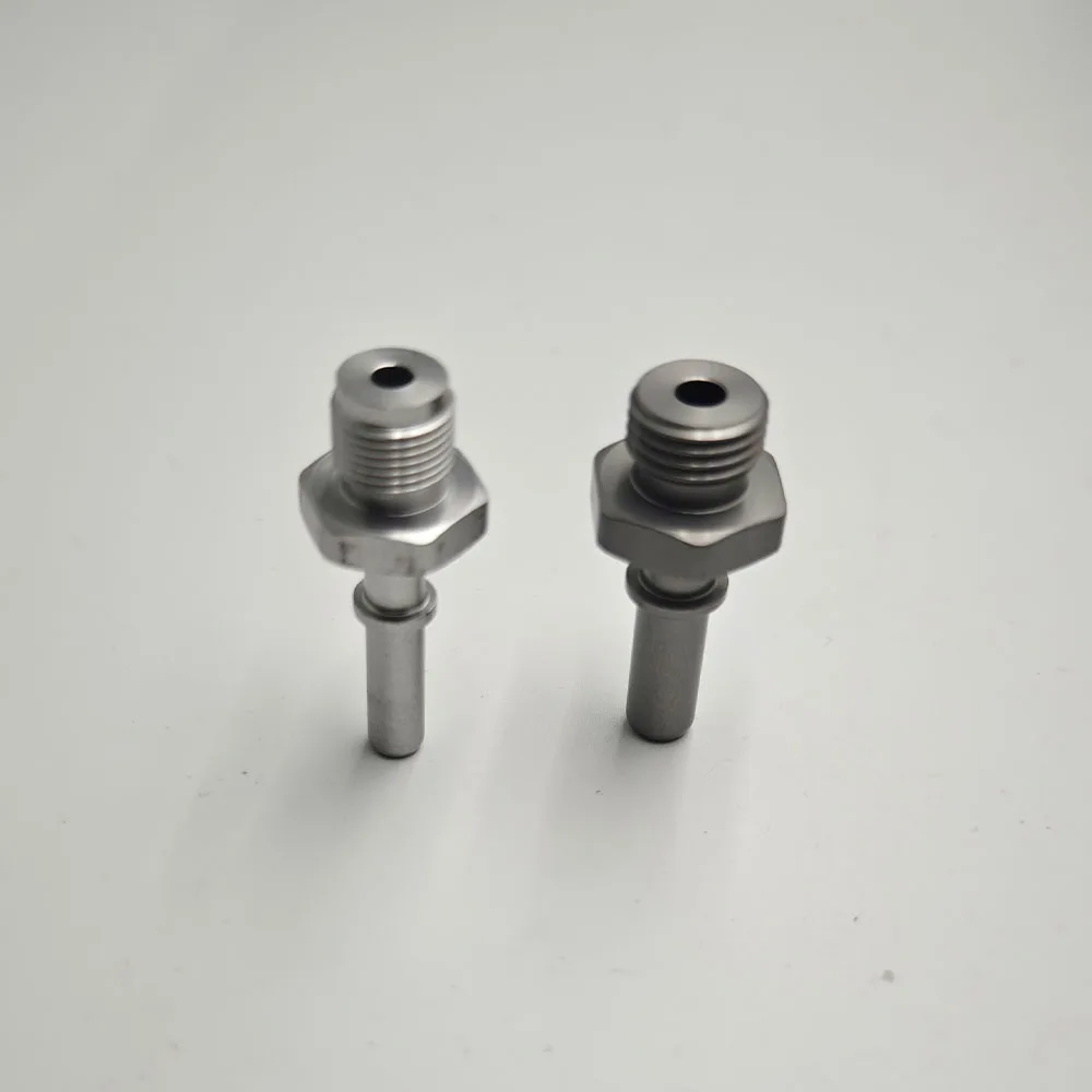 Струйное соединение 6 30 мм/входное 9 49 мм A0001407878 A0001407678 для дозирующего насоса Scania