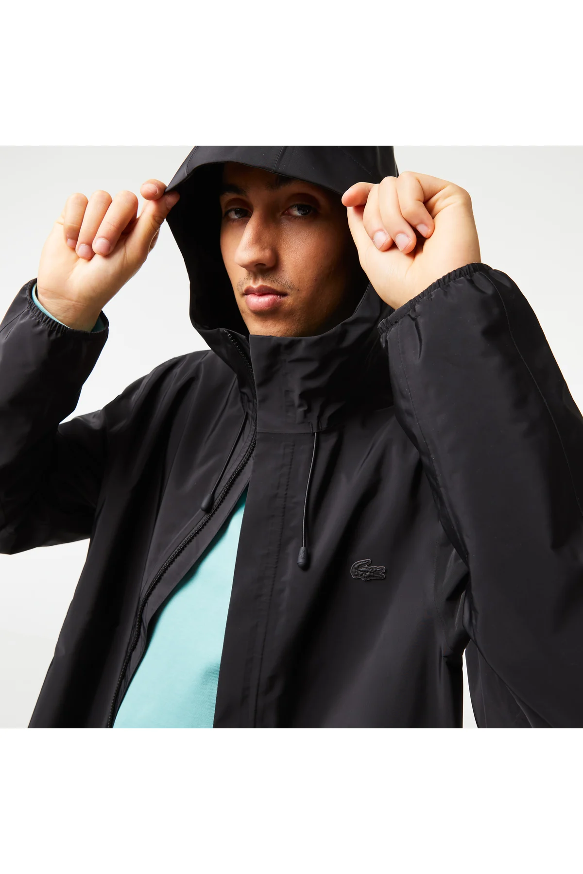 ULUKMANAPO В костюме Lacoste