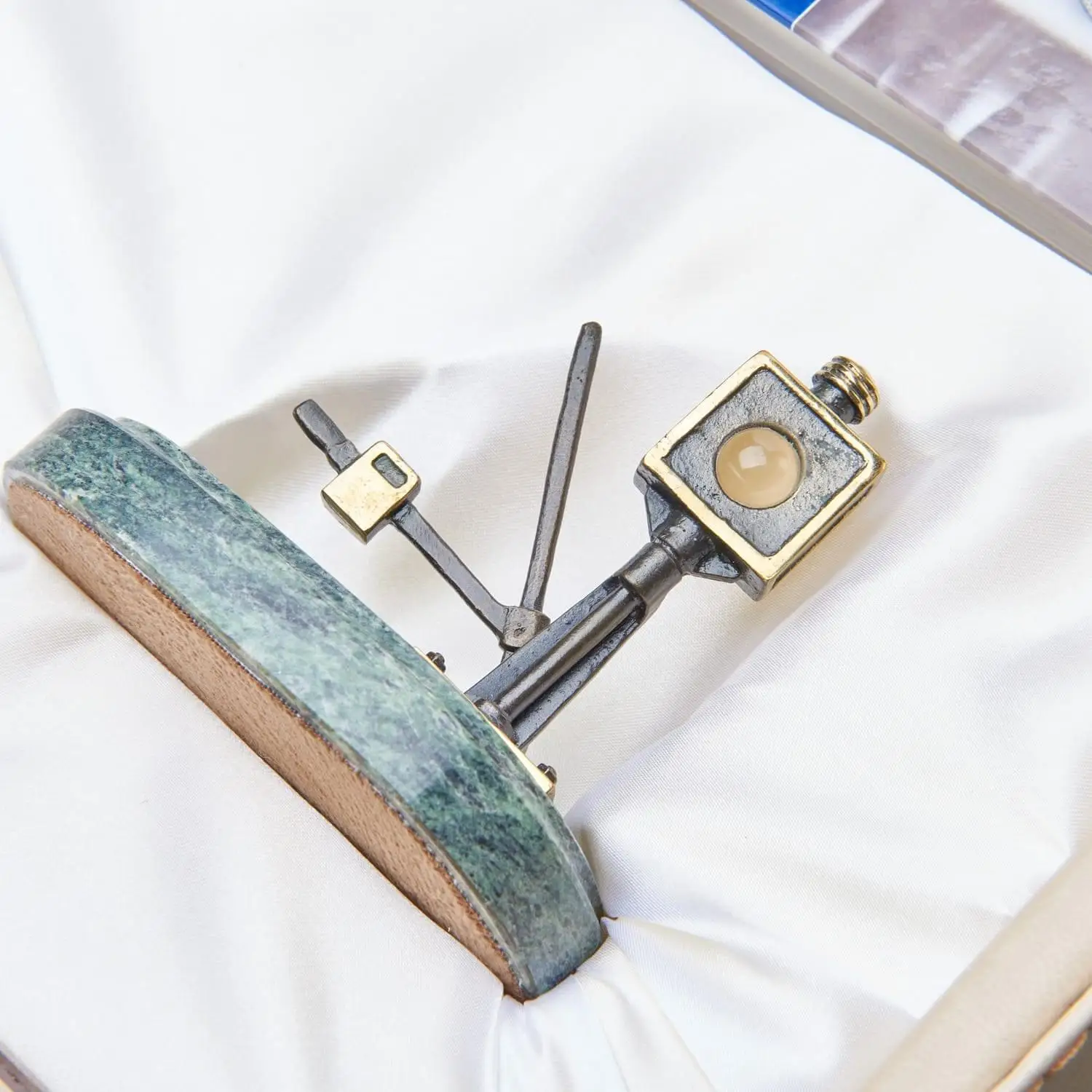 Рисунок 4 - Подарок железнодорожнику