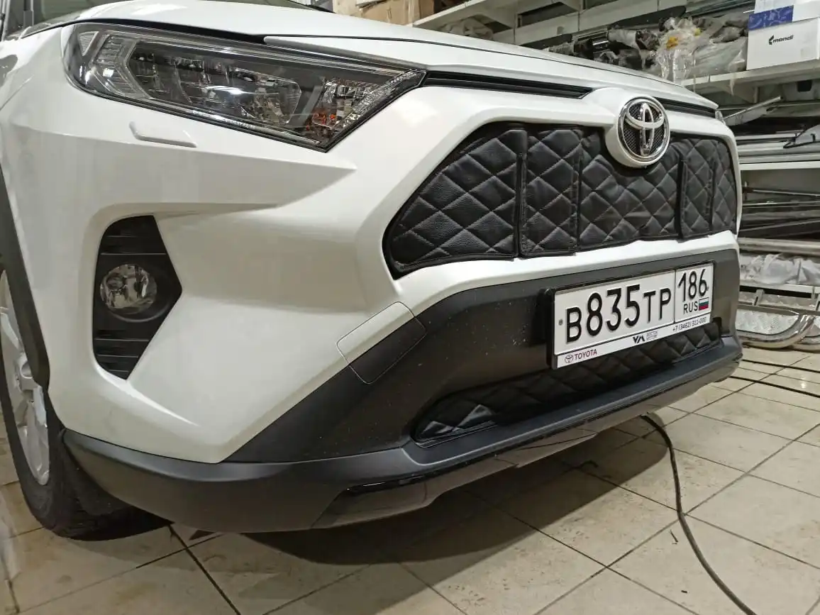 Защита радиатора для Toyota RAV 4 2018 – н.в. V (XA50) Тойота РАВ (комплект 2 детали) |