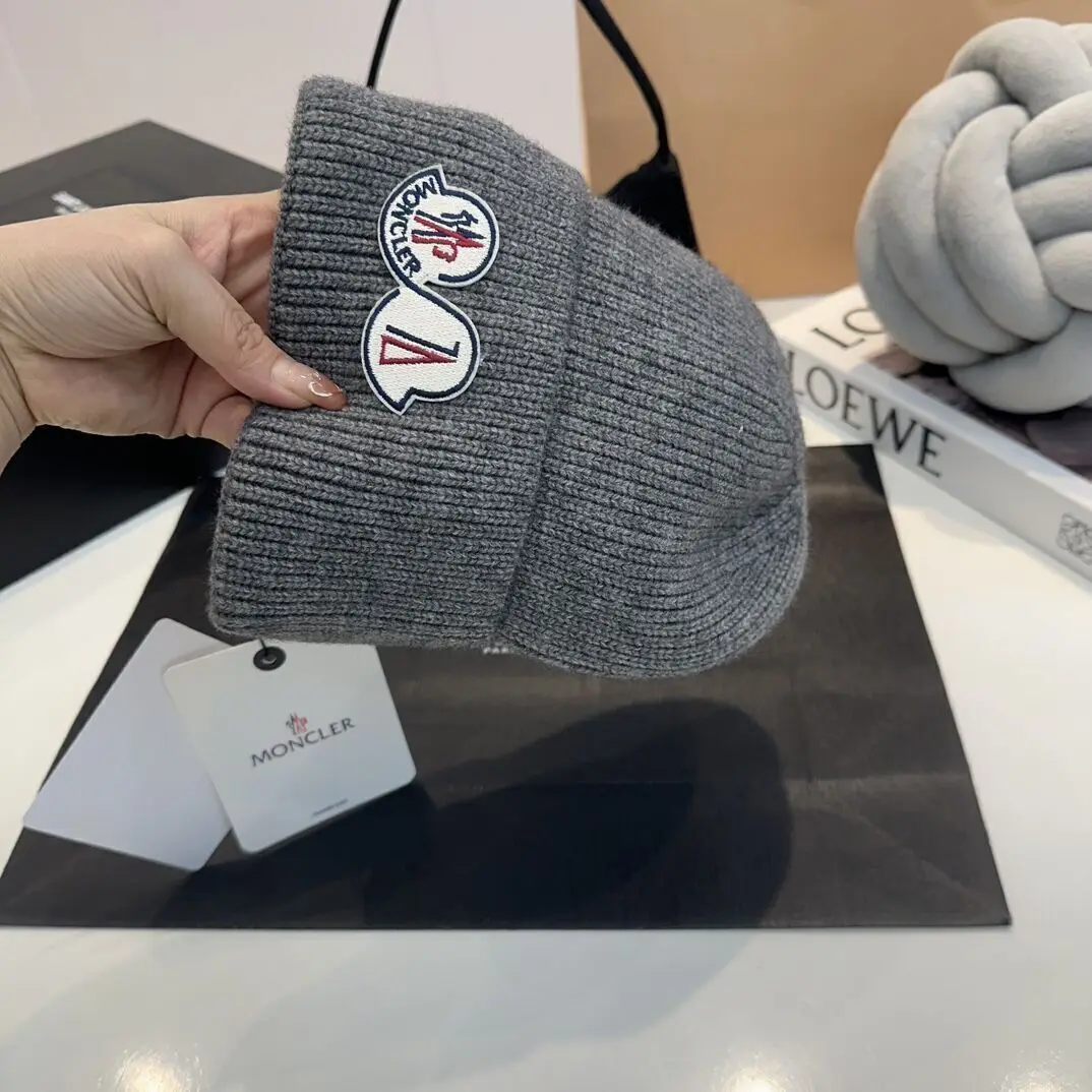 Вязаные Эластичные Moncler От Bini Женские Зимние Теплые Шапки Для Мужчин Роскошные