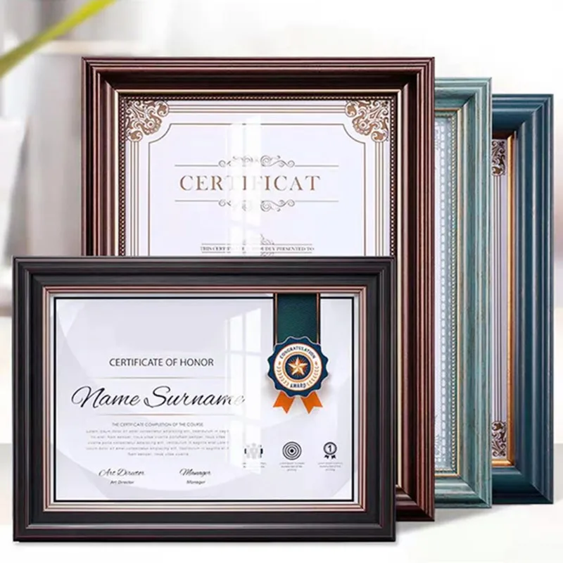 Рамка для фотографий в европейском стиле