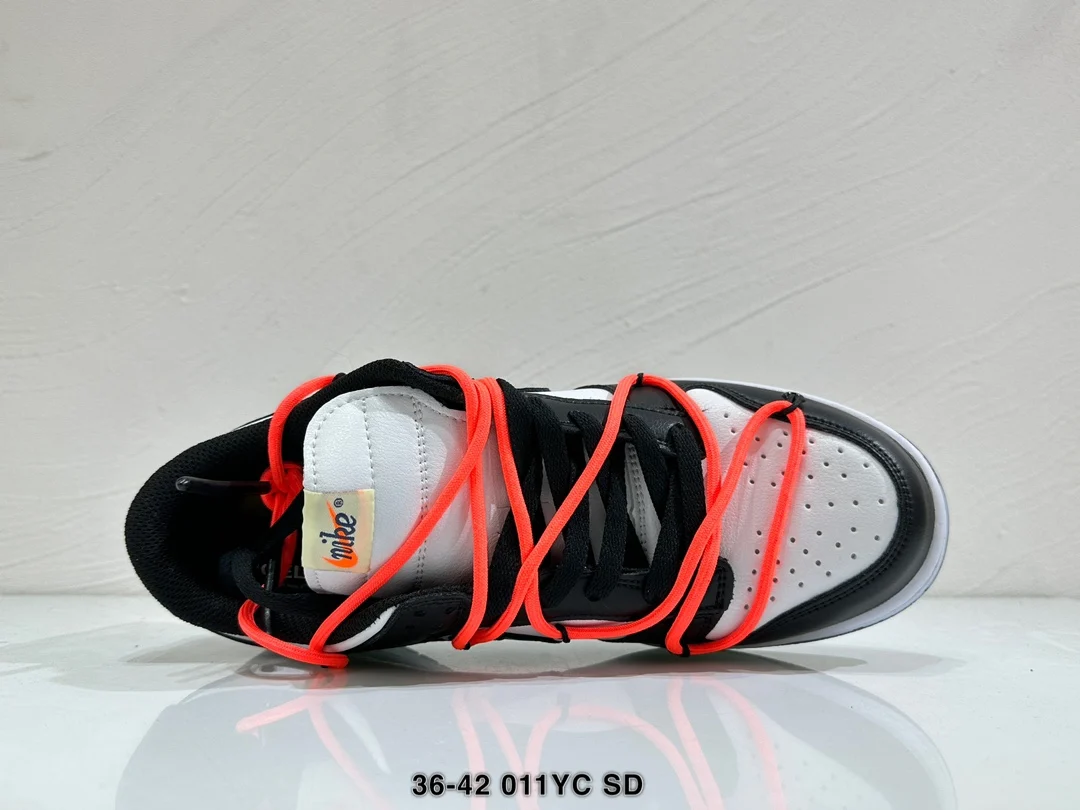 В наличии 24 часа доставкабольшой брендКроссовки