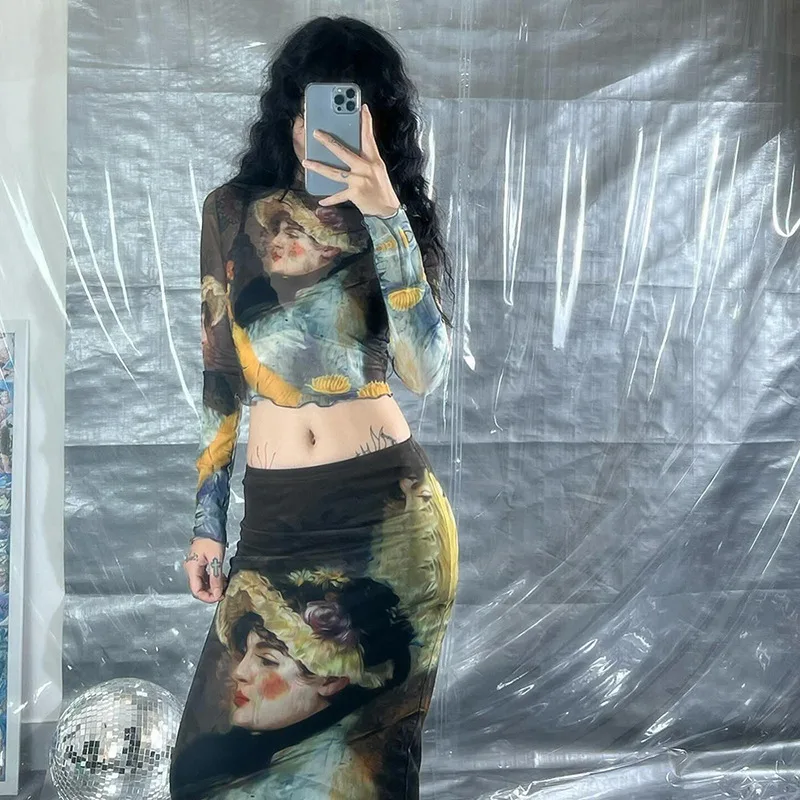 Женский комплект из футболки с длинным рукавом и юбки высокой талией