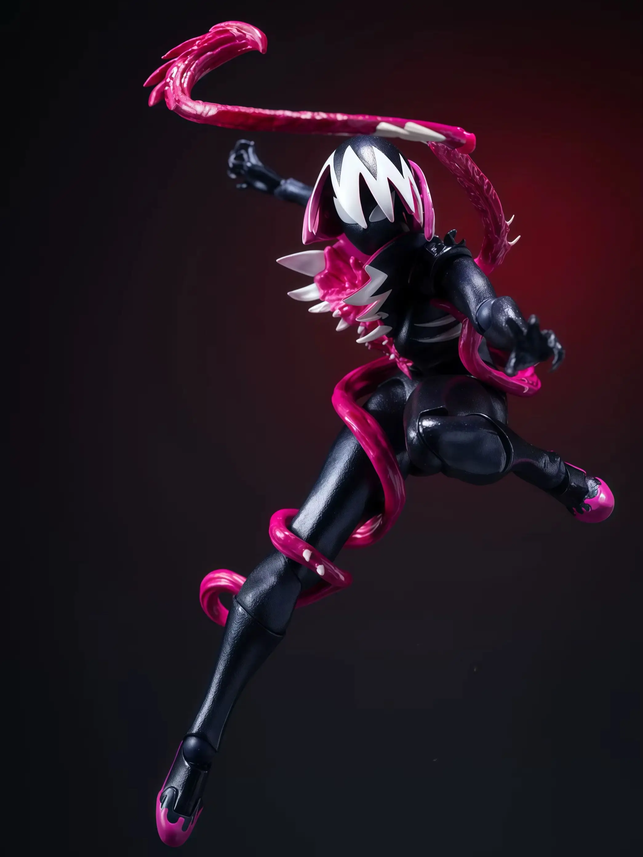 Фото Фигурка Venom Gwen Anime GK, модная игрушка, статуэтка, сувенир, украшение для стола, подарок на день рождения, популярный товар №4