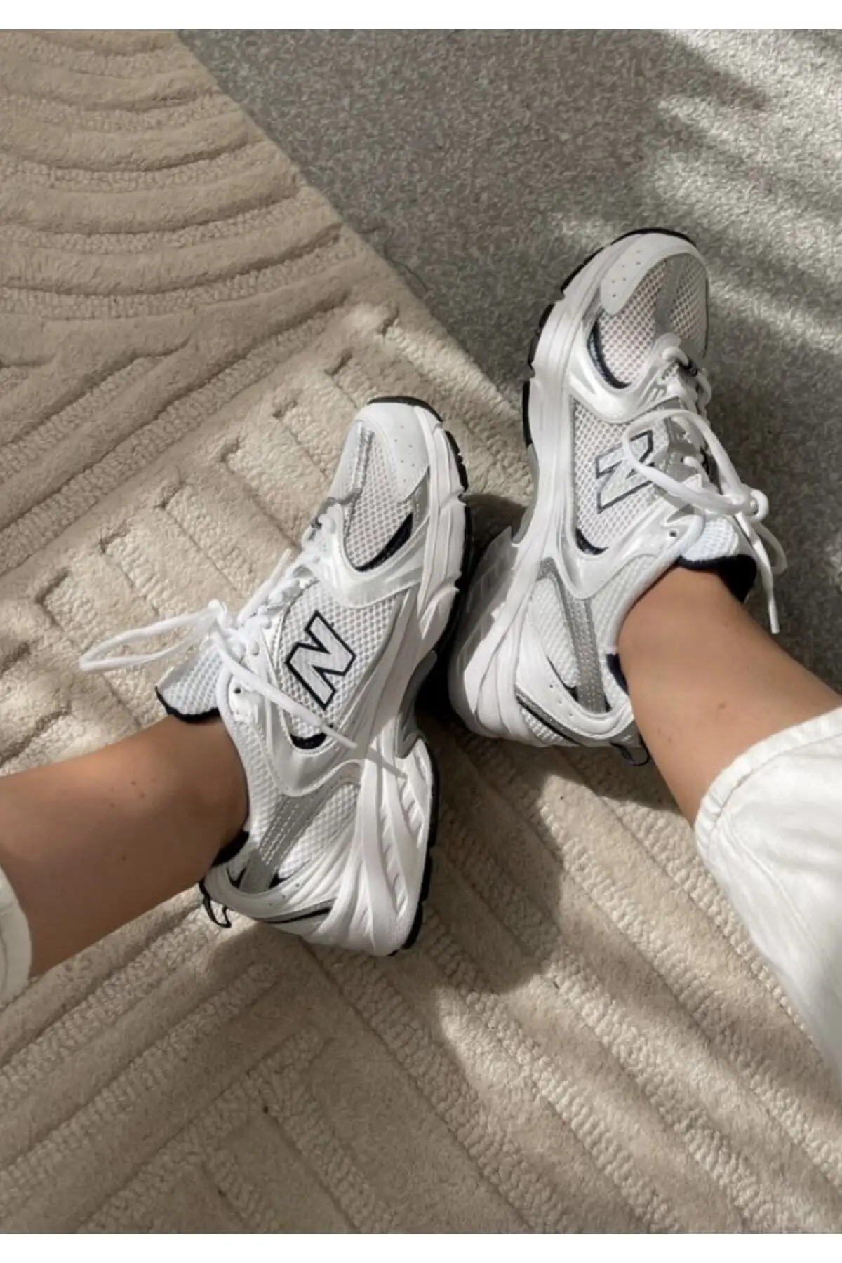 New Balance 530 outfit женские