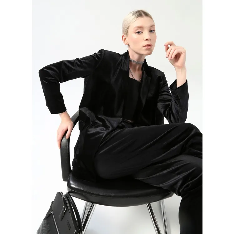 Рисунок 3 - Fabrika Черная женская куртка 