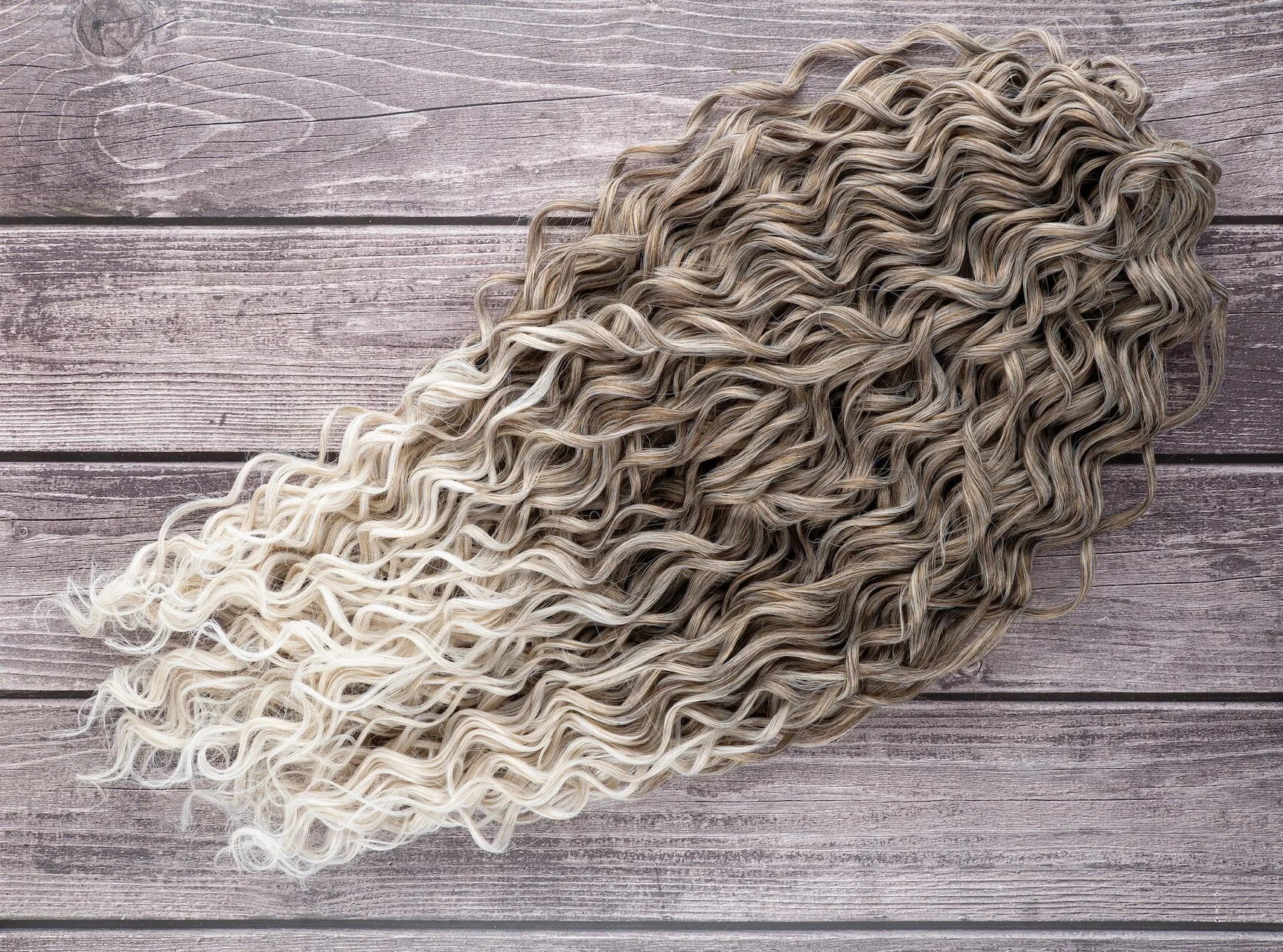 прическа локоны на длинные волосы. прически на выпускной. косы французский водопад. коса водопад с локонами. прически с распущенными волосами.