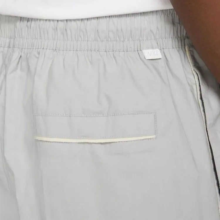 Men in Oversized Bermuda shorts
