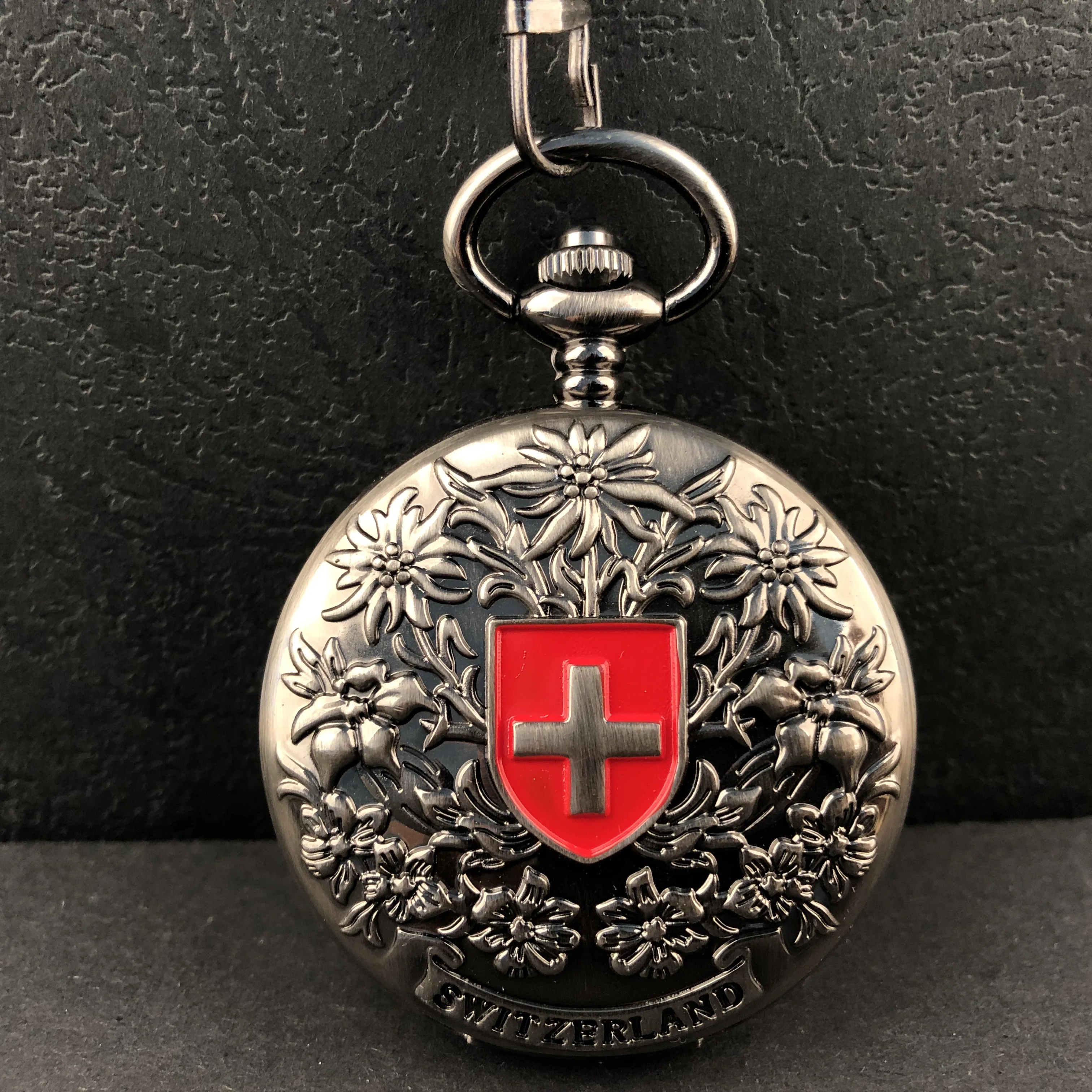 Швейцарские красные винтажные Изысканные резные Механические карманные часы с римскими цифрами для мужчин и женщин ожерелье подвеска с цепочкой подарки