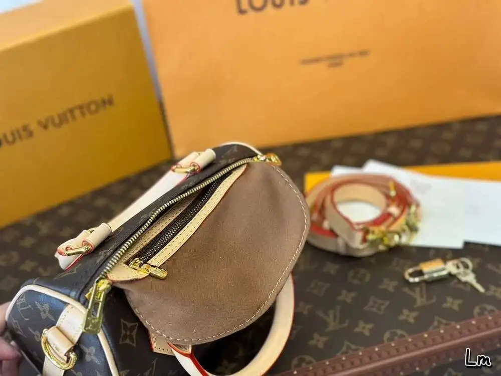 точная копия 1:1 Louis Vuitton Стиль 1: 1 Высококачественная Мода Модная С Одним Плечом