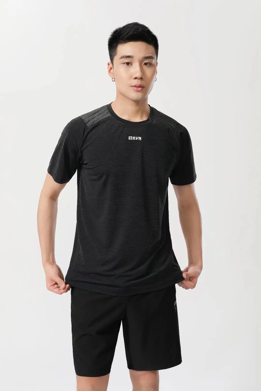 Men Quick Dry Running T-shirt Fitness Sports Top Gym Training Tees Breathable Jogging Casual Sportswear