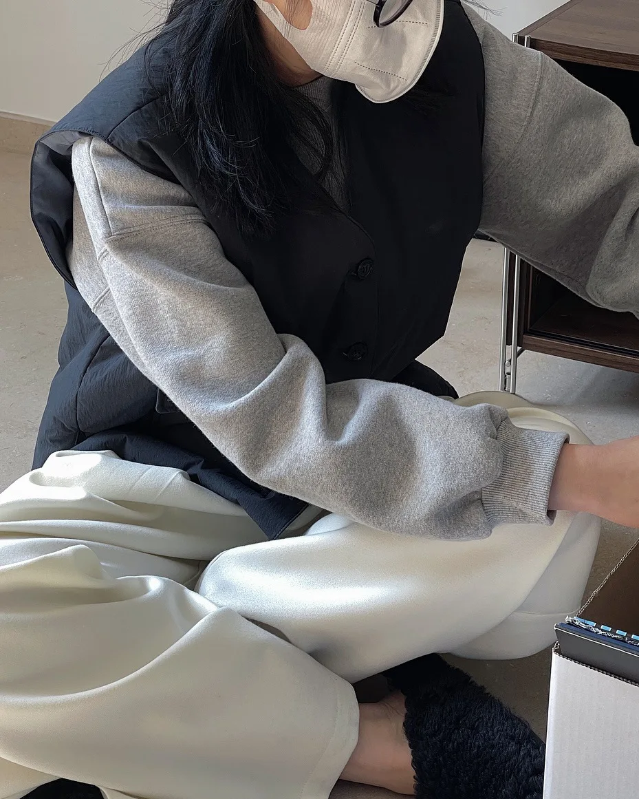 woman warm fall winter vest with pocket