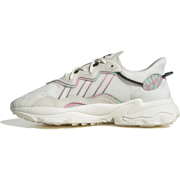 Рисунок 2 - Adidas обычная белая женская футболка