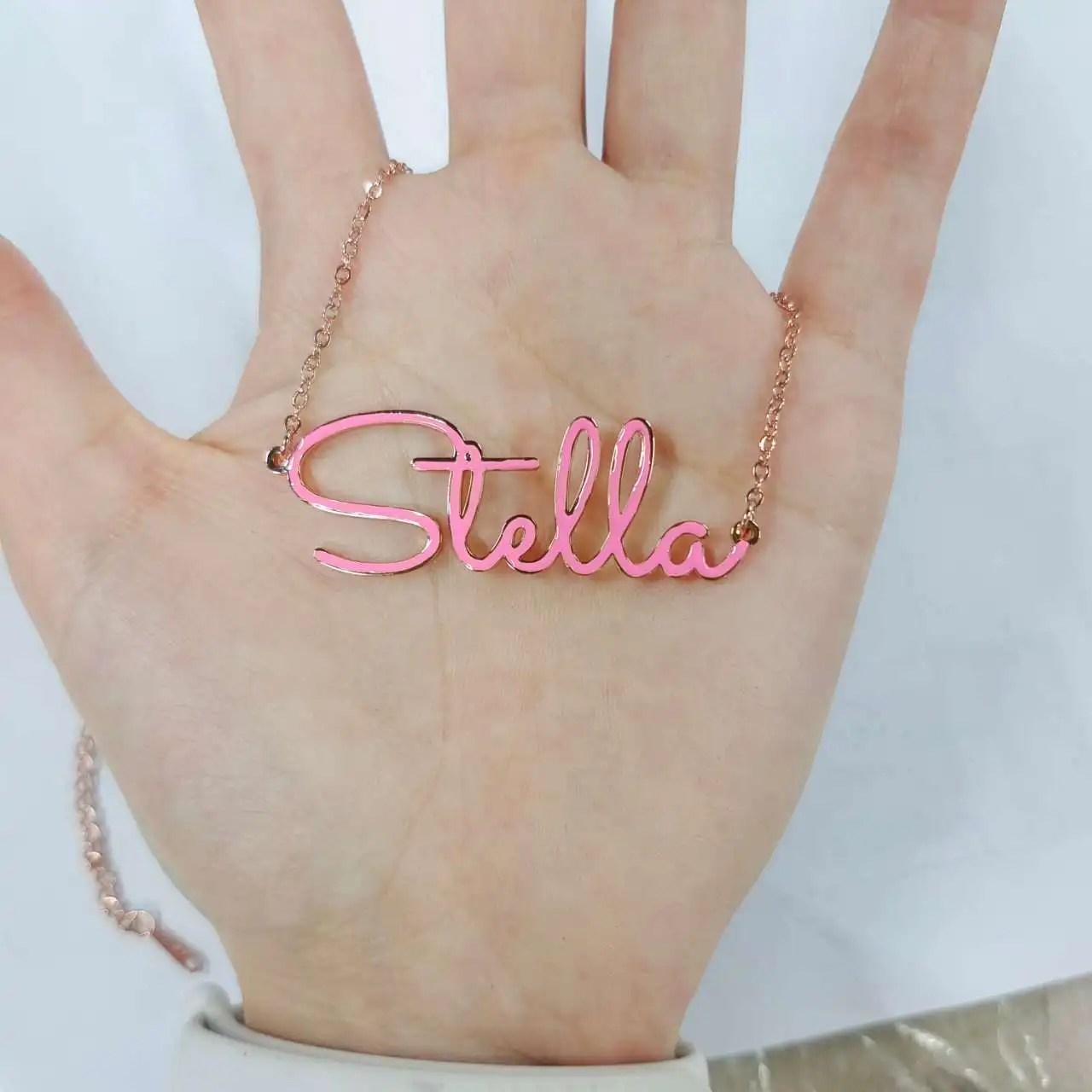 Ожерелье из нержавеющей стали с эмалью, индивидуальное ожерелье с розовым кулоном дружбы, подарок другу