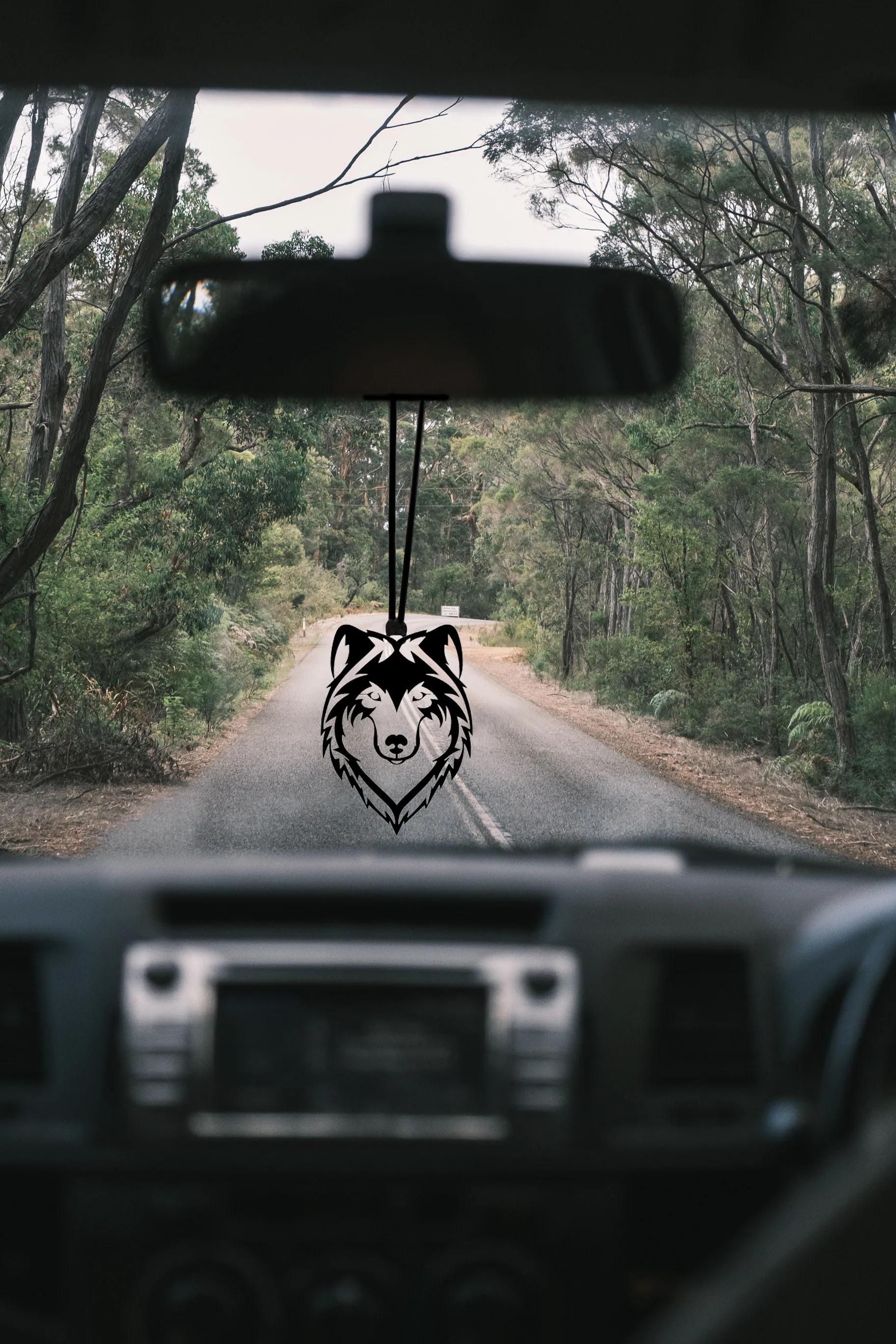 

Wolf Car Hanging Rearview Mirror Decoration Metal Art 6*6cm Car Hanging Decor New Driver Gift New Car Gift