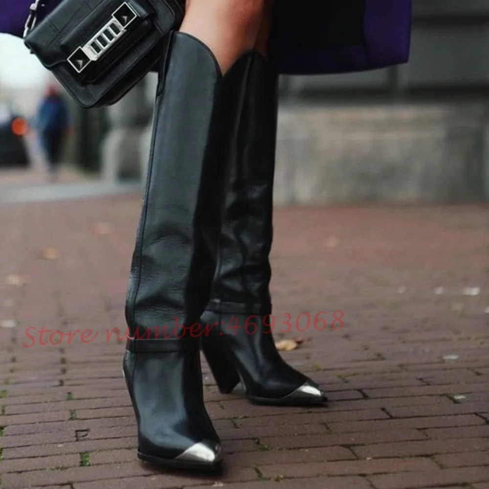 Женские кожаные сапоги до колена черные с металлическим носком на