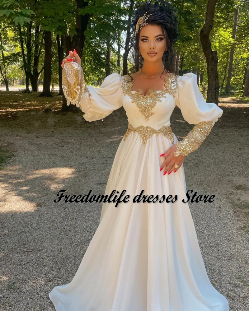 

Traditional Kosovo Albanian White Evening Dresses Long Sleeves German Women Party Dress Chiffon Crystal Beading Prom Gowns