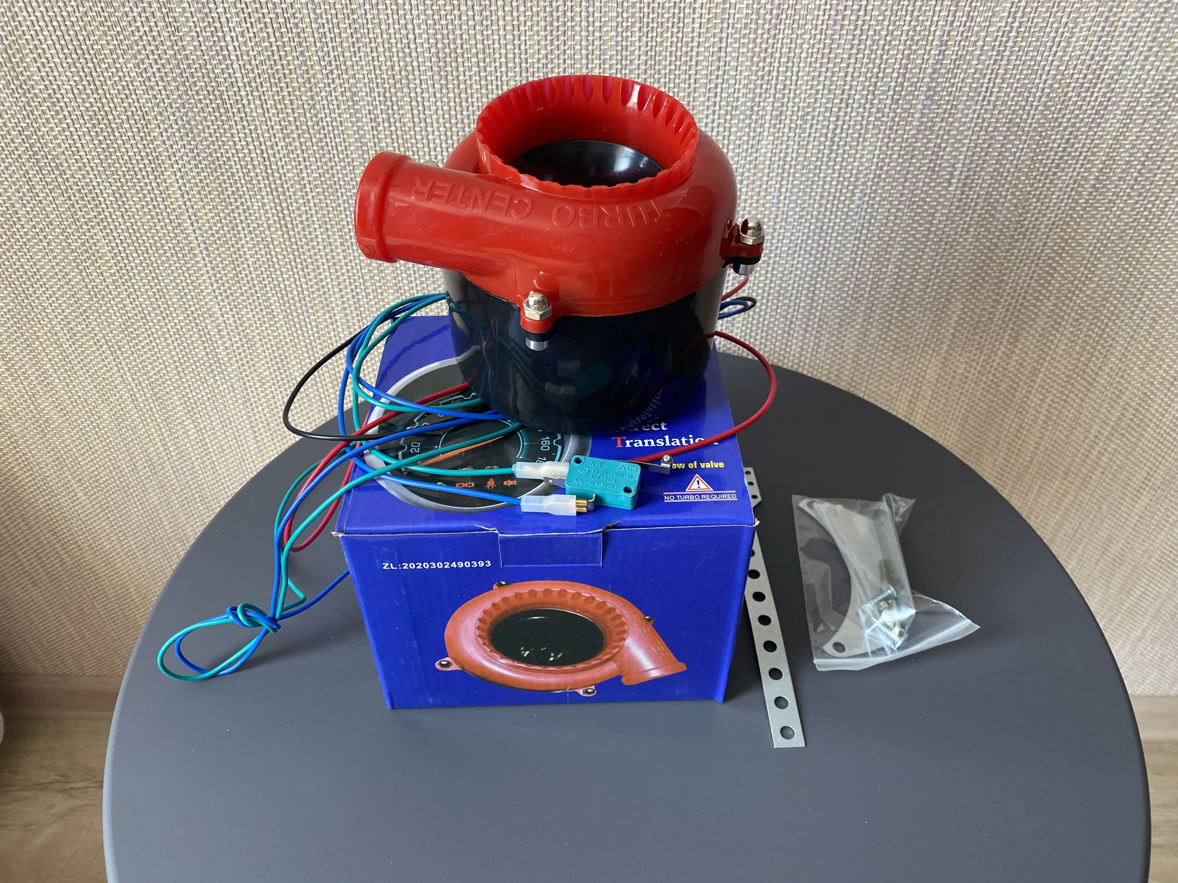 Электронный блуофф. Имитатор блоу офф. Электро турбина с алиэкспресс. Электротурбина 12v. Блоу офф звук.