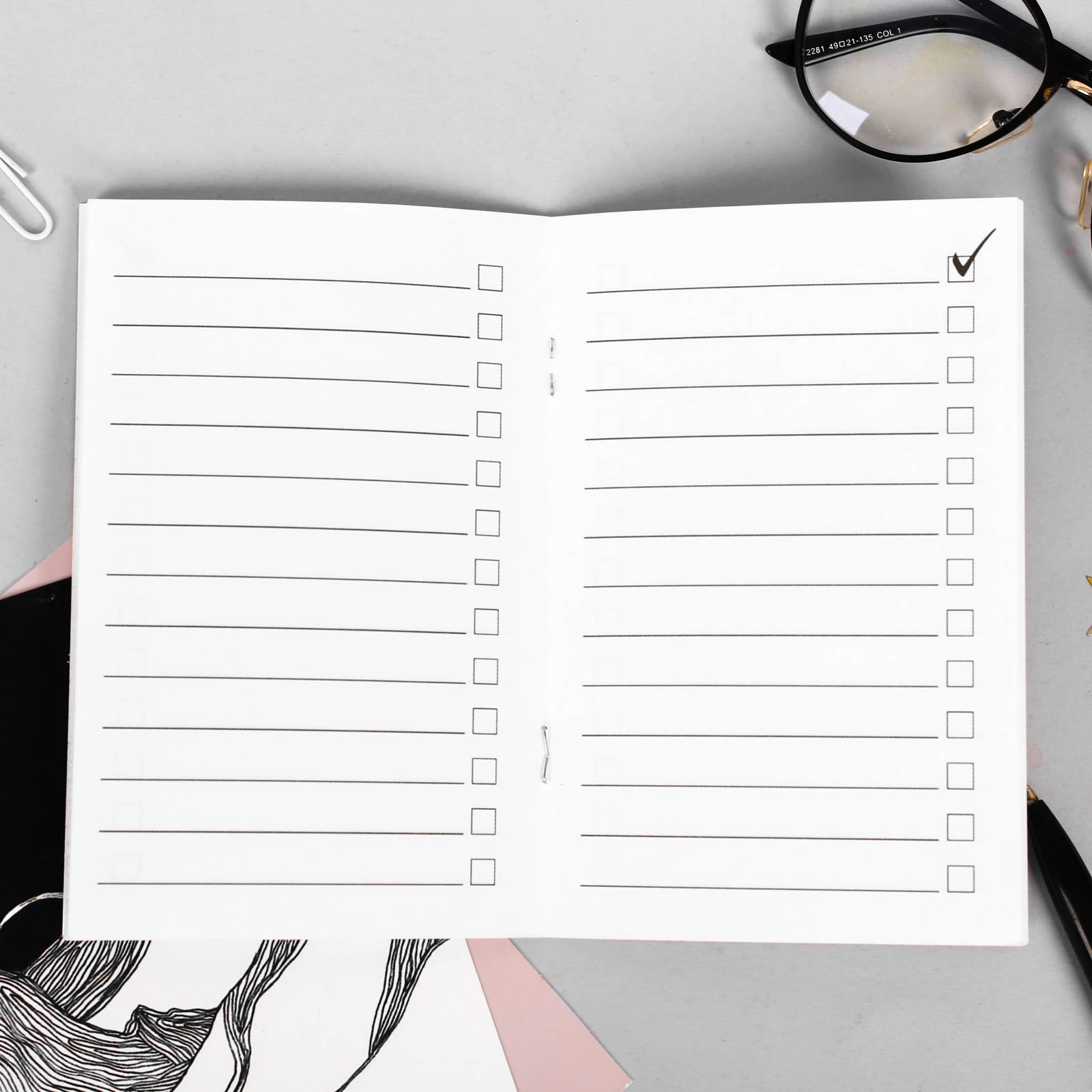 Список в блокноте. Список в блокноте. Список в блокноте. Блокнот list. Записная книжка fox style.