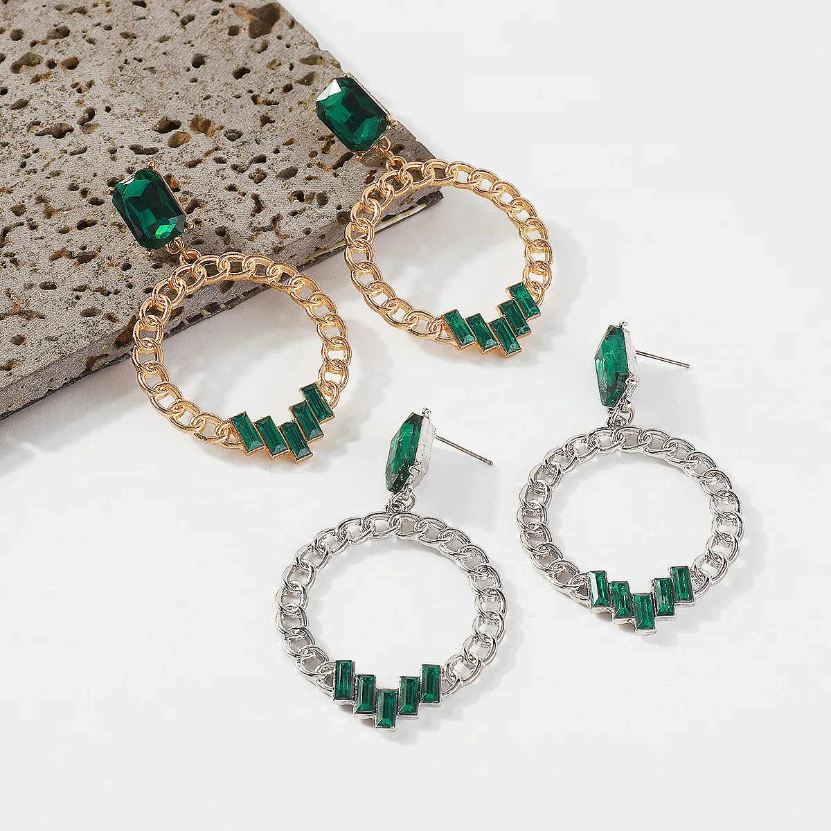 

Trendy Gold Plated Round Stud Earrings Green Cubic Zirconia Eardrop Women Fashion Accessories Wedding Birthday Party Gift