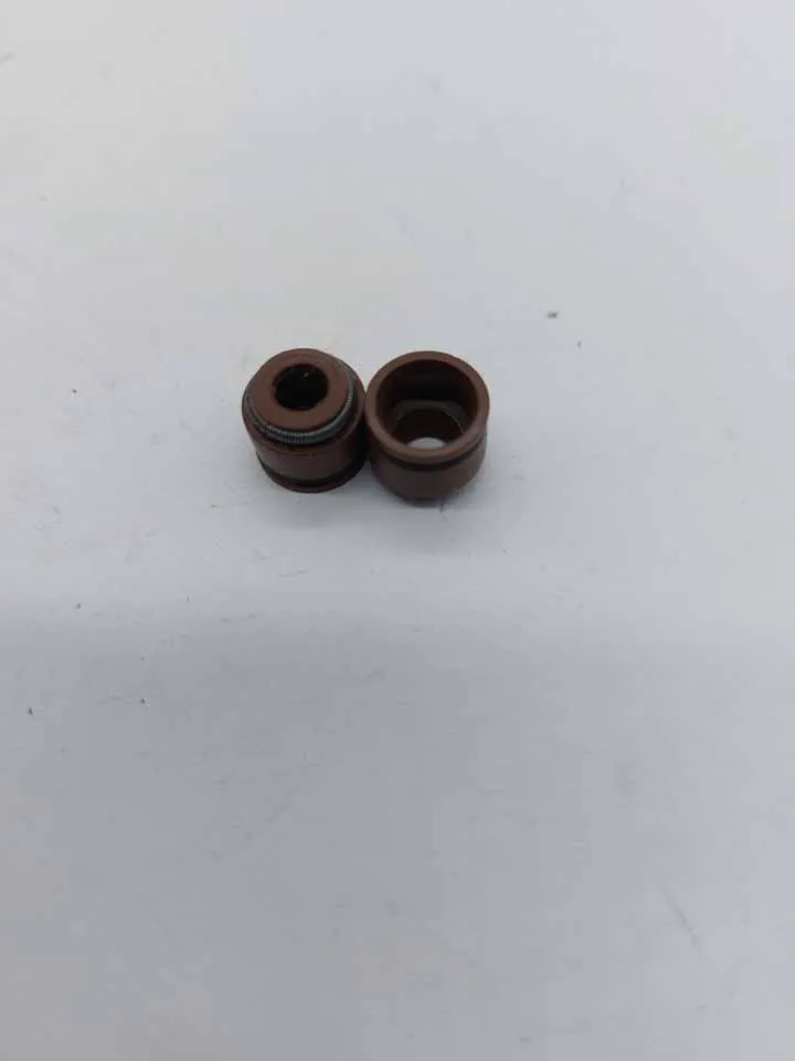 Колпачки маслосъемные на мотоцикл 50-150cc 139QMB-157QMJ 139FMB-152FMI (2шт.) |