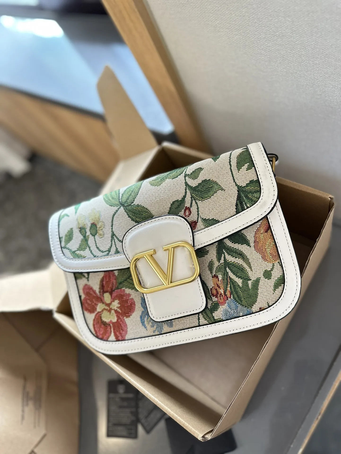 копия 1: 1 Женская Модная Сумка Valentino